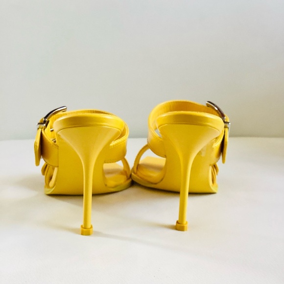 Alexander McQueen Leather Slides in Pop Yellow
Silver Buckle Heel Sandals 7 - Picture 3 of 12
